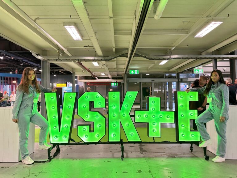 Modelbusiness hostessen op de VSK+E beurs in Utrecht